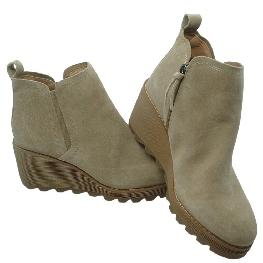 Sofft Emma Aqua Waterproof Suede Wedge Ankle Boots Women 8M Tan SF0122792 Casual